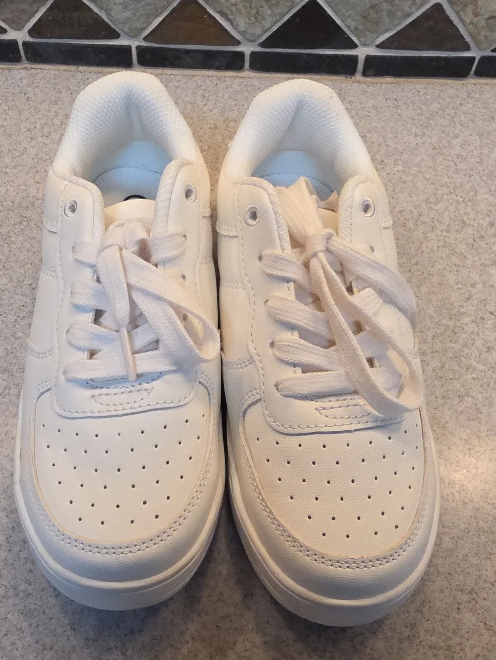 Kids White Casual Lace-Up Sneakers